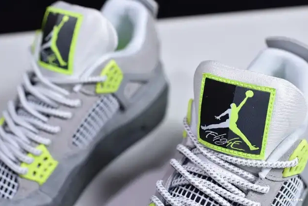 HYPE Jordan CT5342-007 4 SE Neon Air 0427